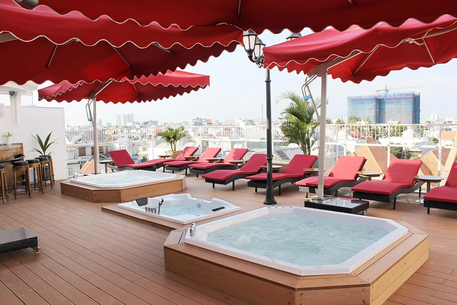 Khu Jacuzzi ngoài trời